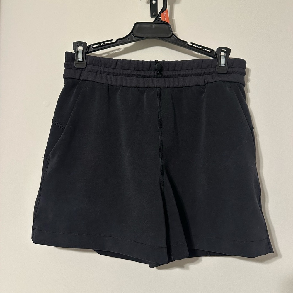 Lululemon Softstream High Rise Short 4’